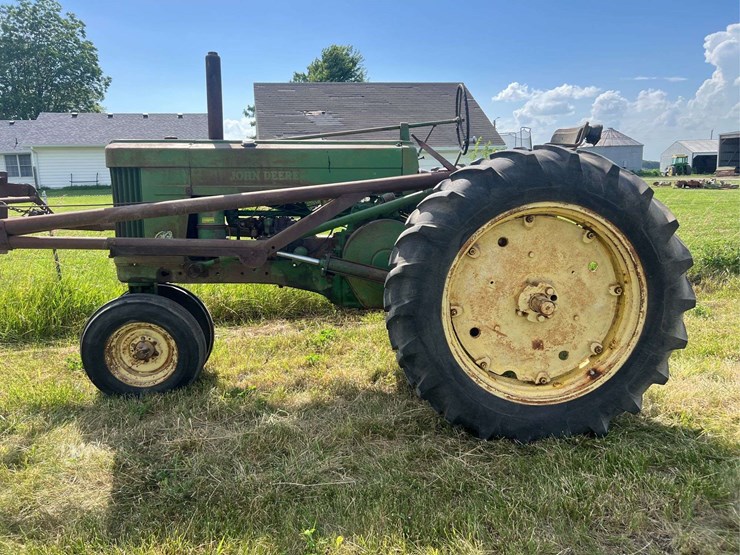 1956-john-deere-60-image-2