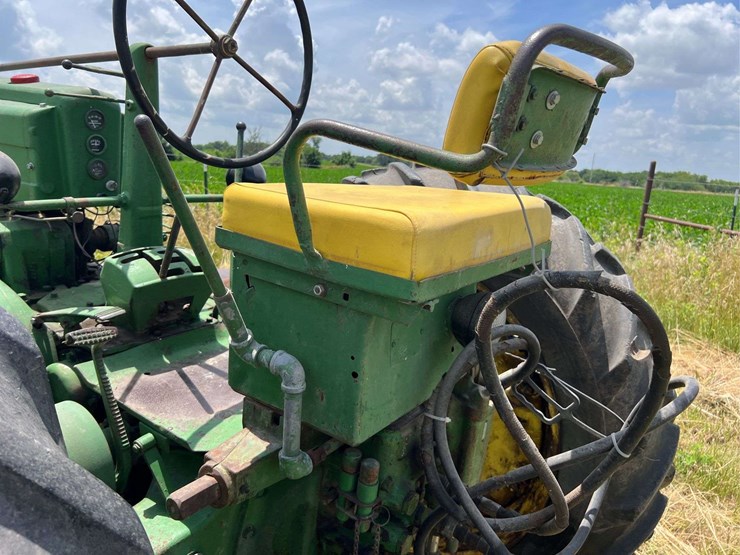 1952-john-deere-a-image-45