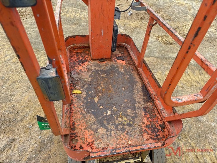 2018-jlg-1230es-image-10