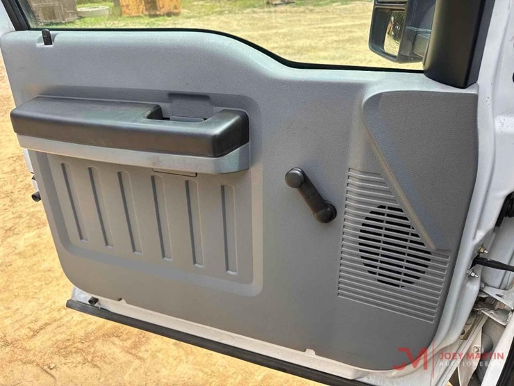2012-ford-f450-xl-image-36