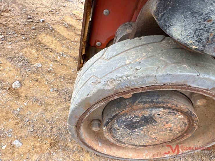 2018-jlg-1230es-image-5