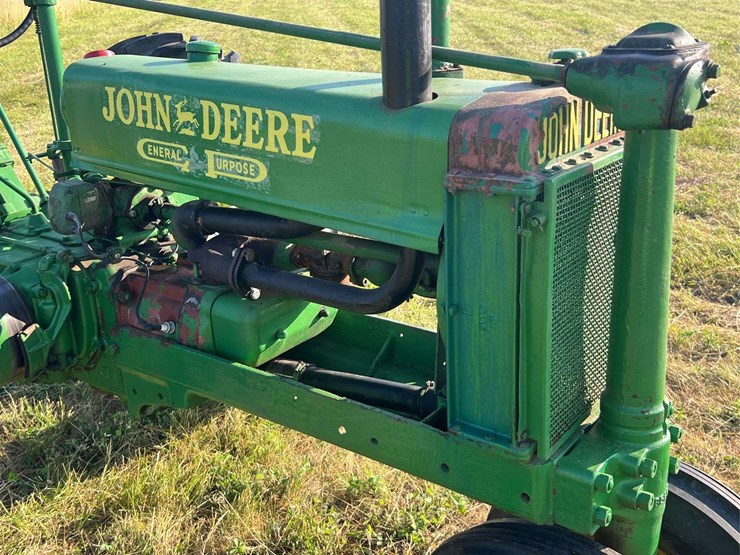 john-deere-b-image-11