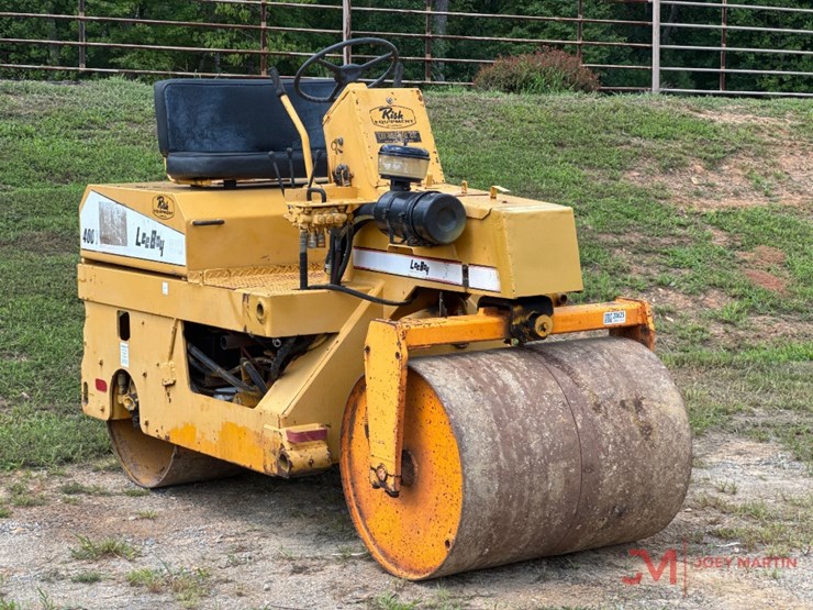 leeboy-400t-image-1