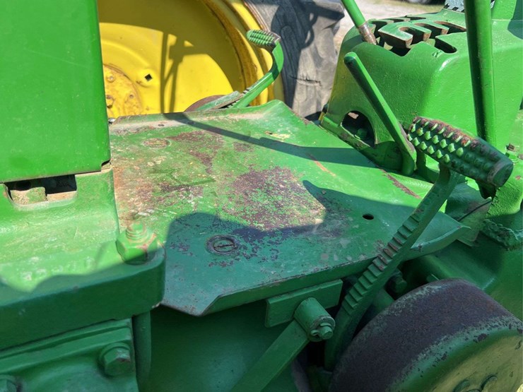 john-deere-b-image-49