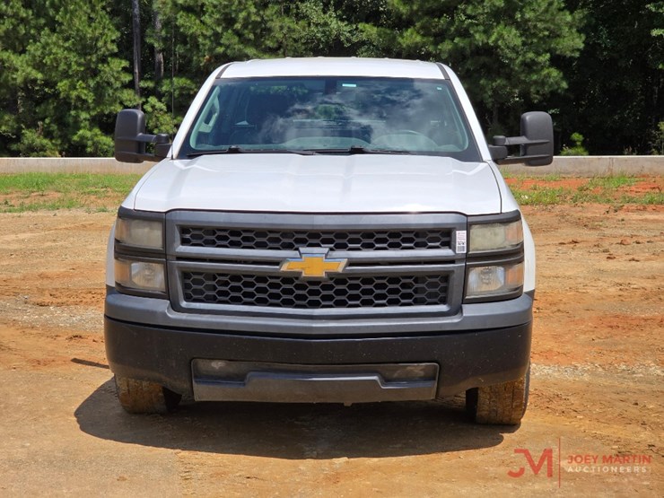 2015-chevrolet-silverado-image-8