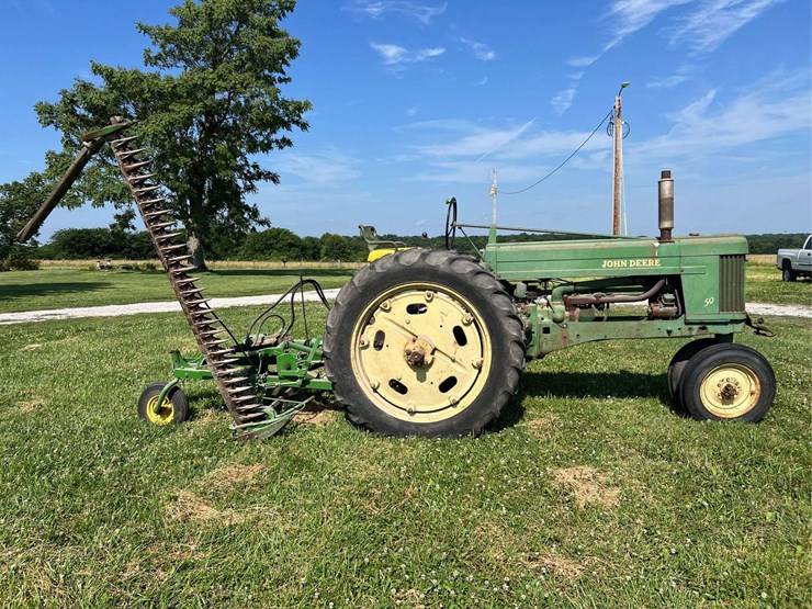 1953-john-deere-50-image-2