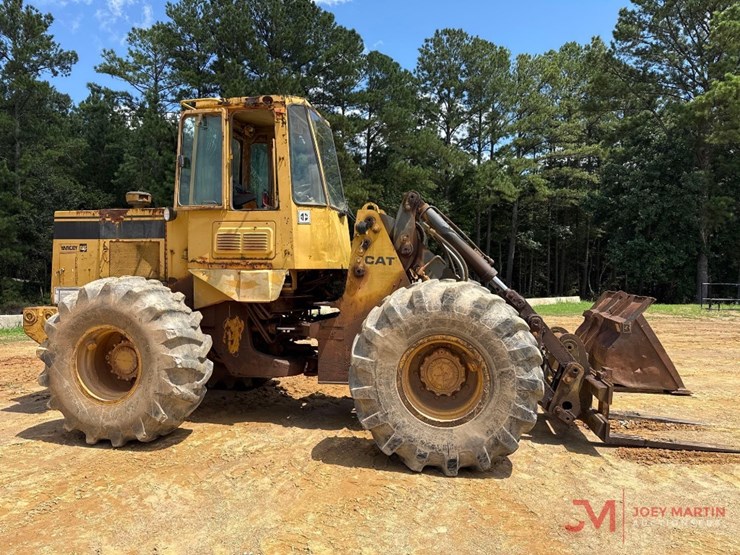caterpillar-it28b-image-2
