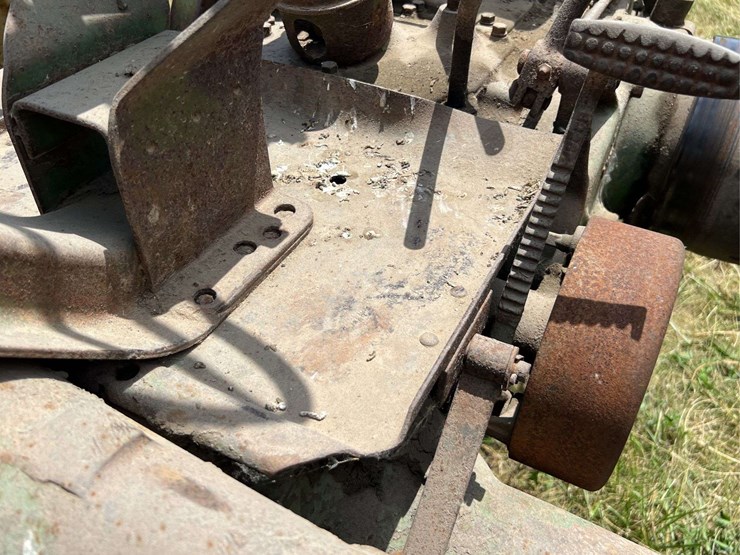 john-deere-b-image-43