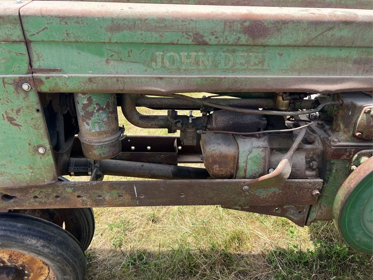 john-deere-b-image-81