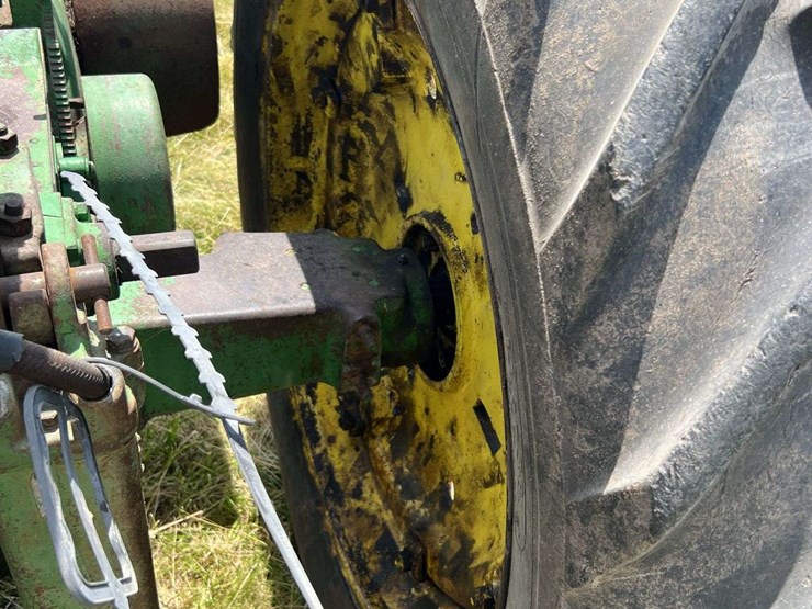 1952-john-deere-a-image-35