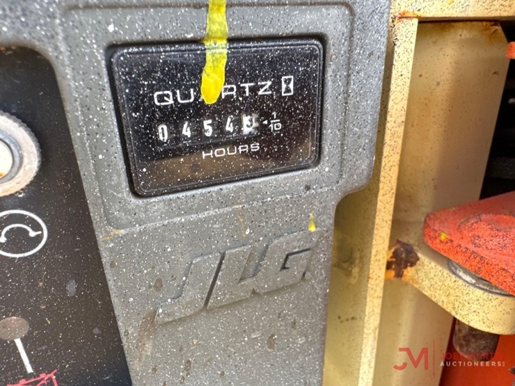 2018-jlg-1230es-image-12