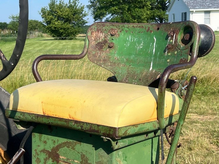 1956-john-deere-60-image-61
