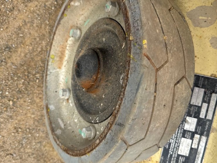 2018-jlg-1230es-image-6