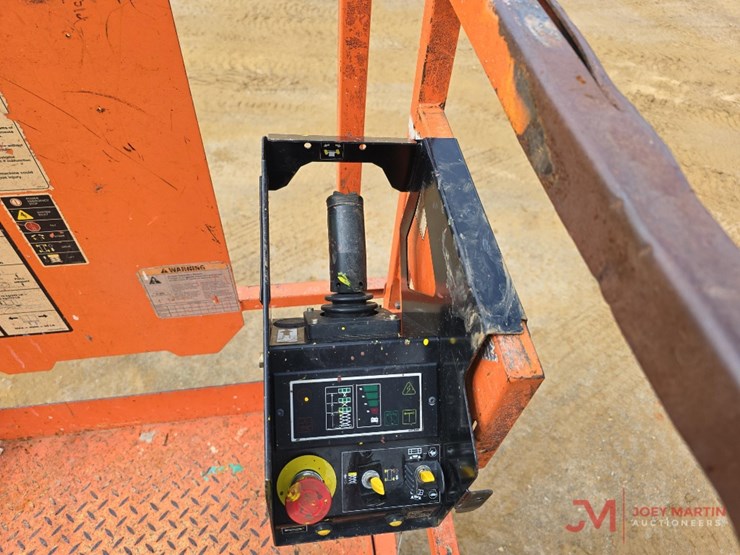 jlg-4045r-image-15