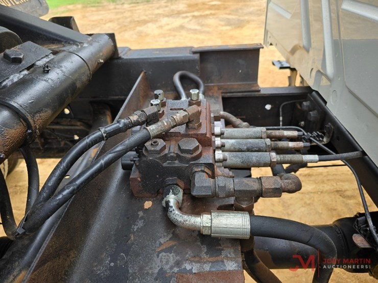 2002-international-durastar-4300-image-12