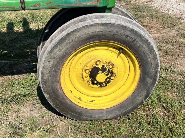 john-deere-b-image-18