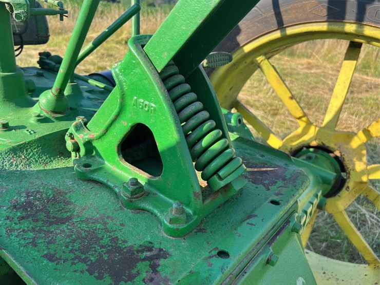 john-deere-b-image-44