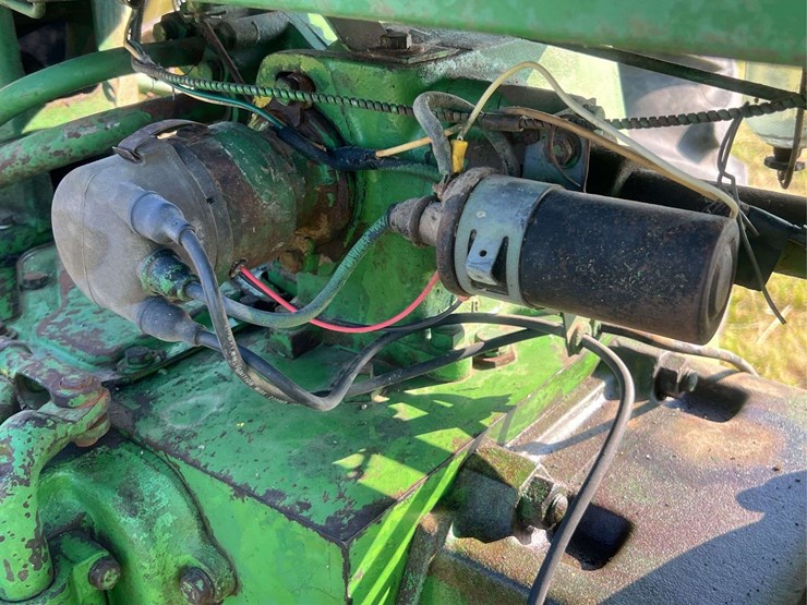 1956-john-deere-60-image-35