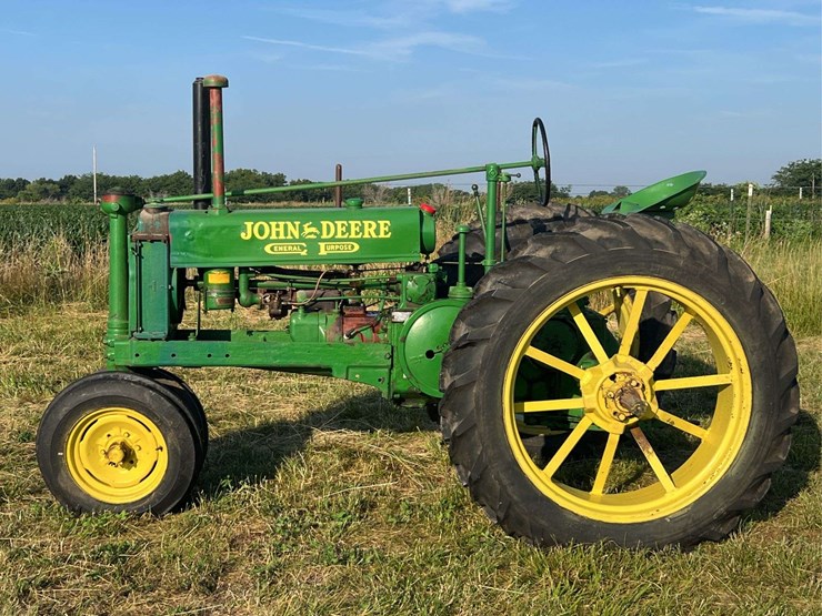 john-deere-b-image-2