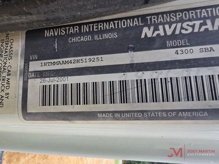 2002-international-durastar-4300-image-27