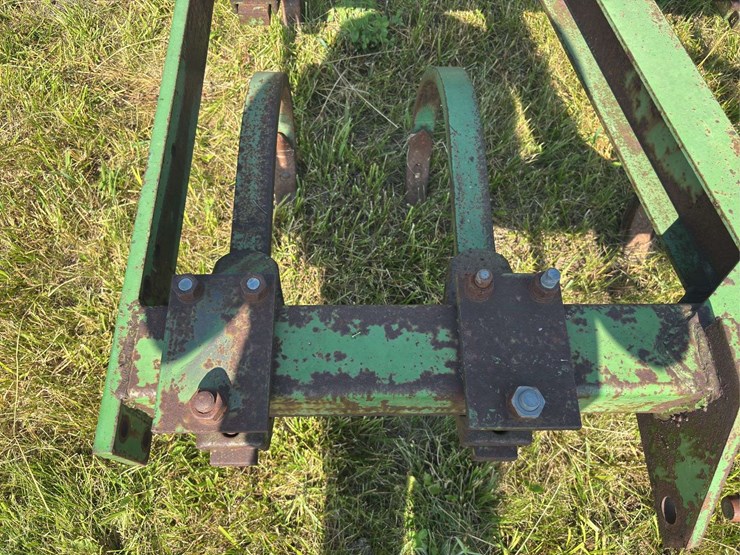 john-deere-11-image-6