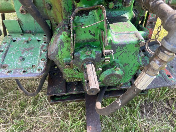 1956-john-deere-60-image-38