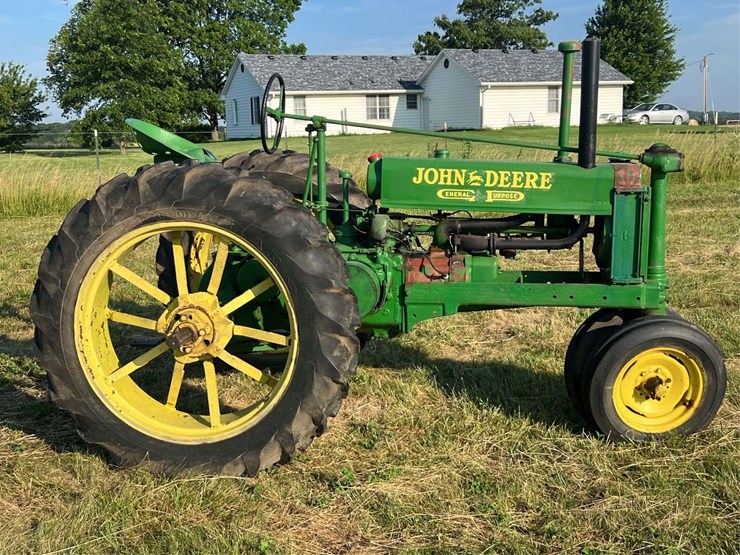 john-deere-b-image-6