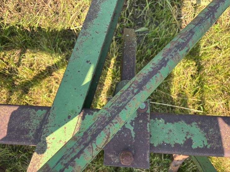 john-deere-11-image-9