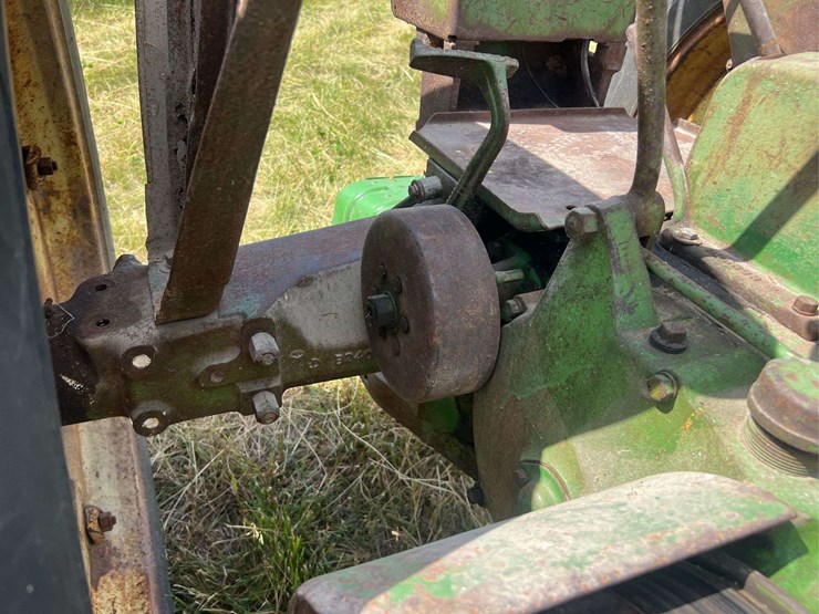 1951-john-deere-b-image-46