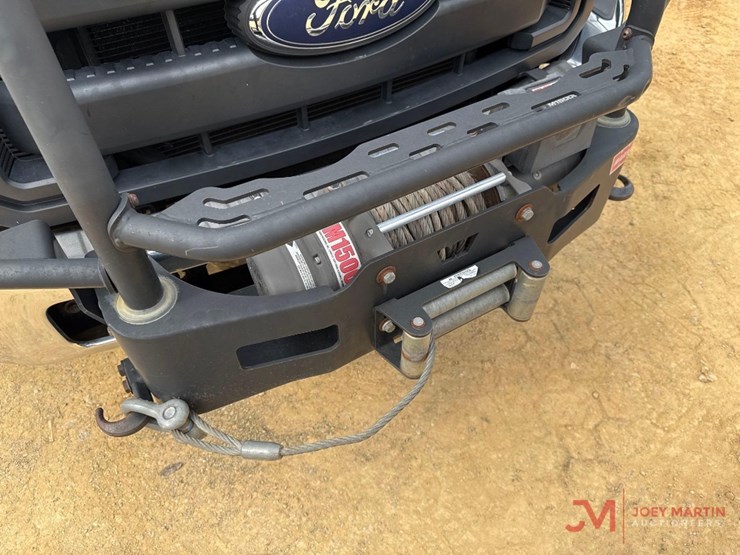 2012-ford-f250-xl-image-18