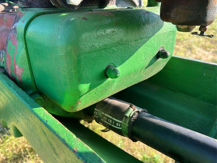 john-deere-b-image-26