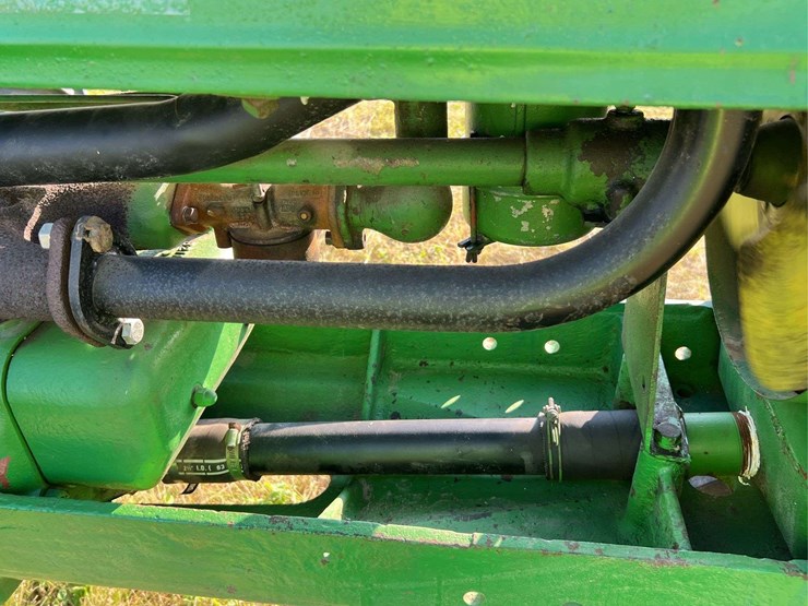 john-deere-b-image-24