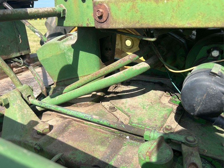 1956-john-deere-60-image-30