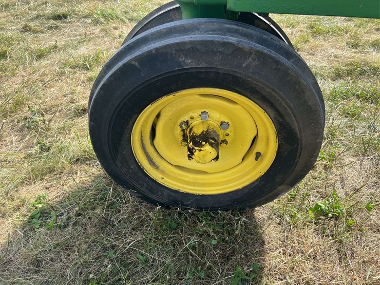 john-deere-a-image-21