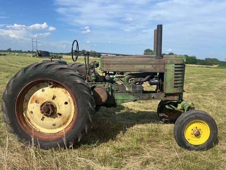 1953-john-deere-g-image-2