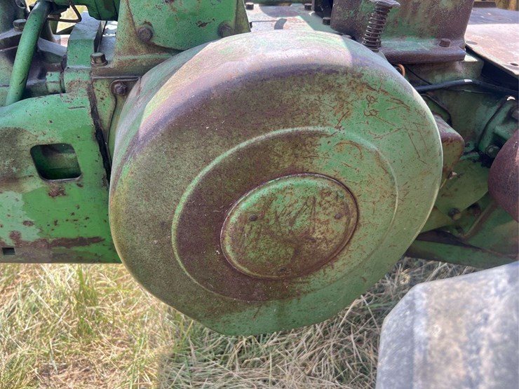 1951-john-deere-b-image-78