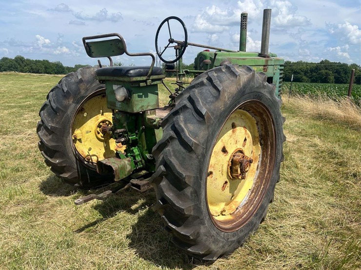 1953-john-deere-g-image-3
