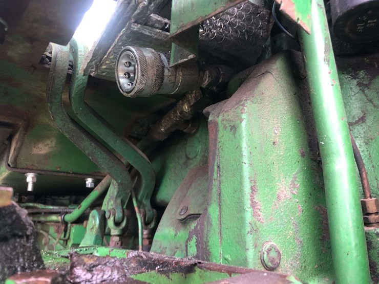 1962-john-deere-4010-image-13