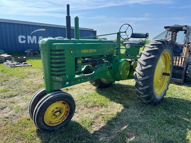 john-deere-b-image-7