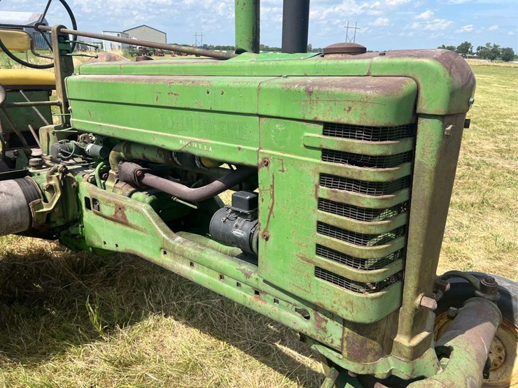 1951-john-deere-b-image-10