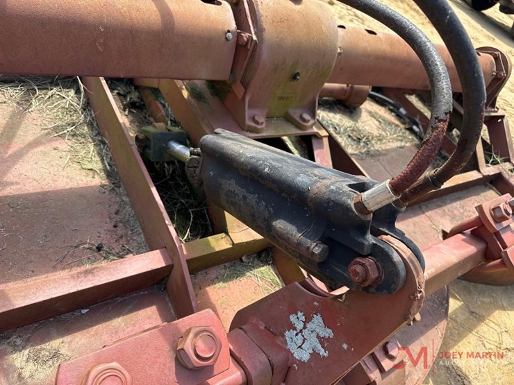 bush-hog-160-image-9