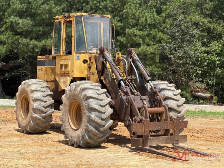 caterpillar-it28b-image-1