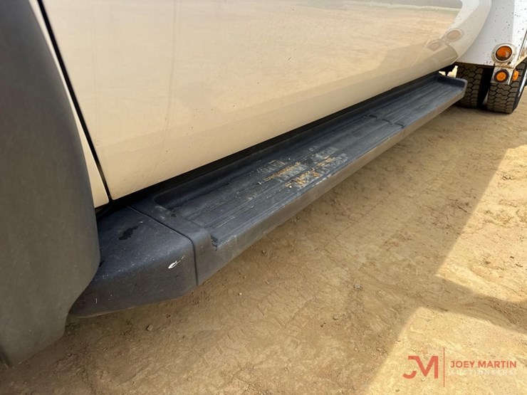 2012-ford-f450-xl-image-11