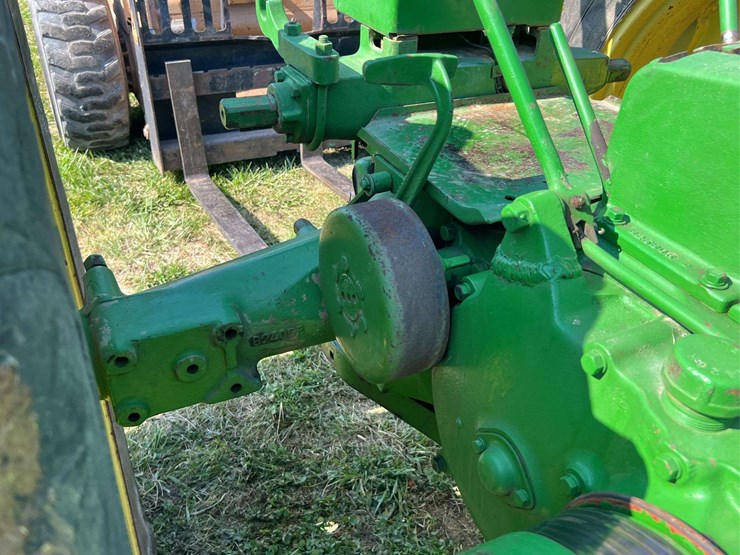 john-deere-b-image-34