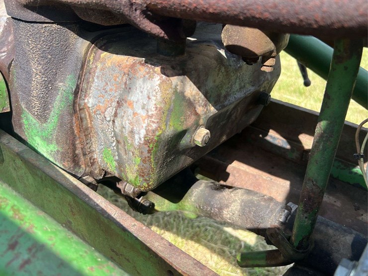 1956-john-deere-60-image-25
