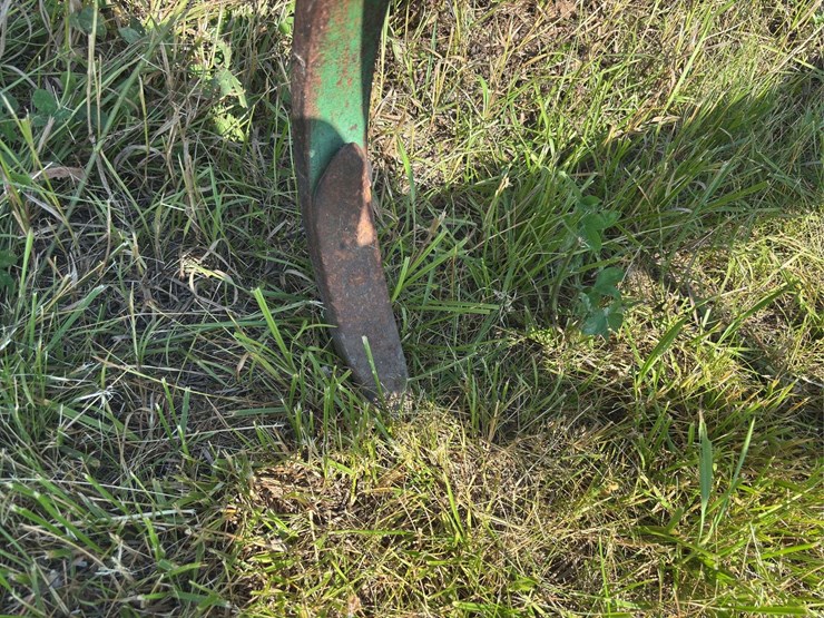 john-deere-11-image-19