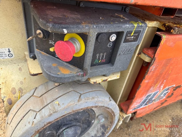 2018-jlg-1230es-image-11