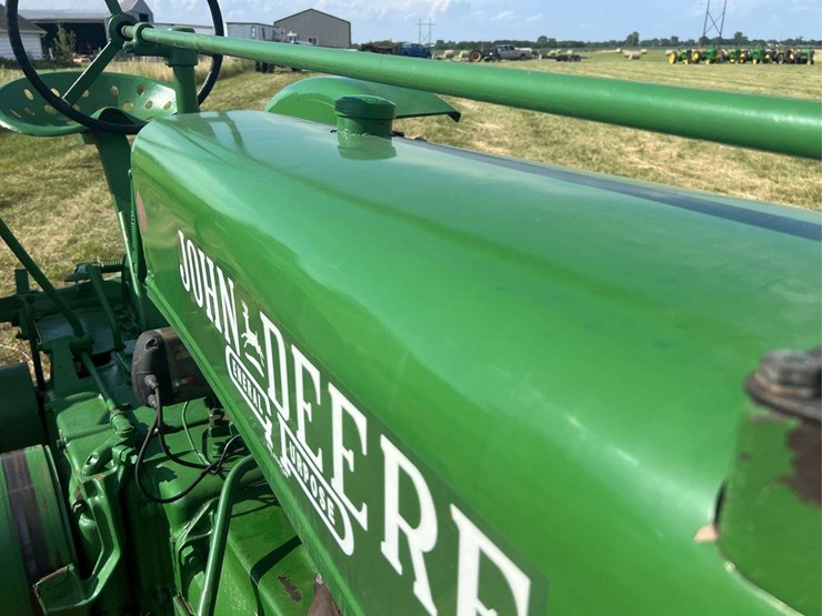 john-deere-a-image-12