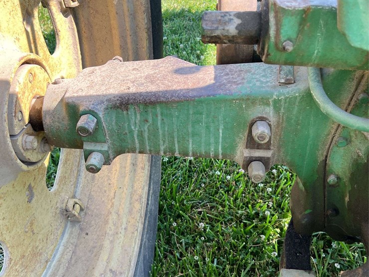 1953-john-deere-50-image-47