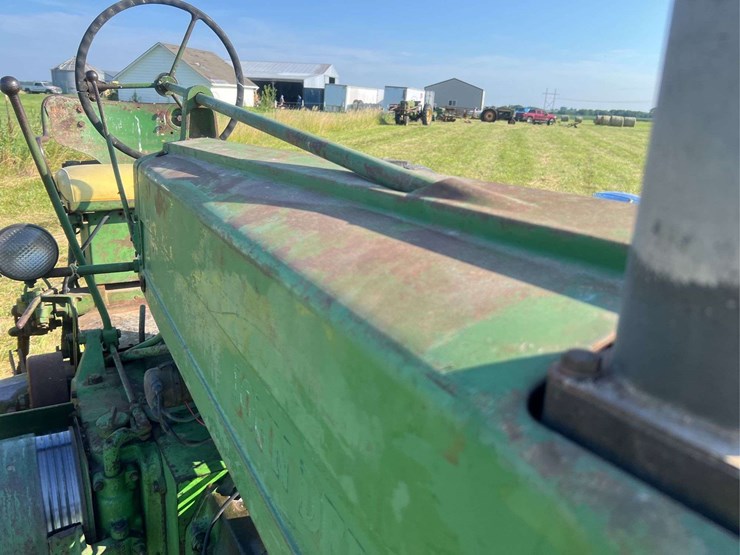 1956-john-deere-60-image-14